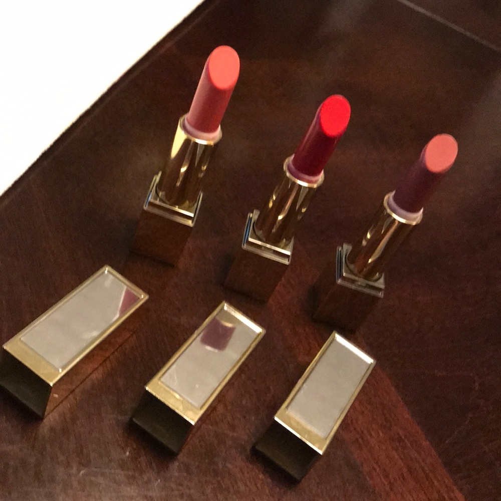 Estée Lauder lipstick
